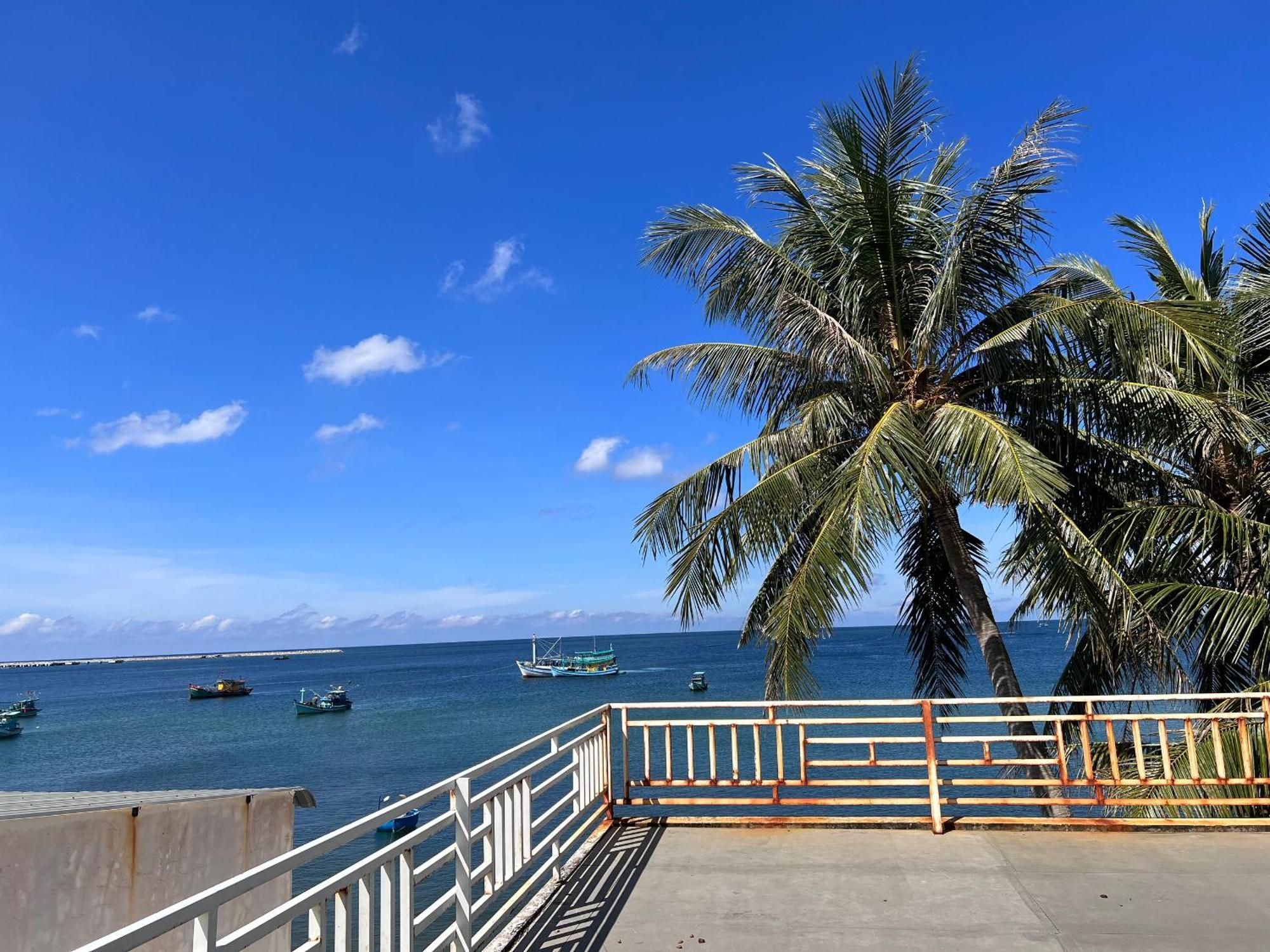 Larina Beach House Aparthotel Phu Quoc Buitenkant foto